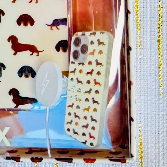 XO Poppy Dachshund iPhone 16 Pro Max Case | MagSafe Compatible | NWT - Picture 2 of 4